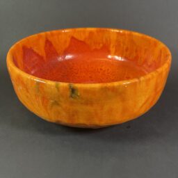 Ceramika artystyczna ceramika użytkowa. Misa ceramiczna duża pomarańczowa płomienna.