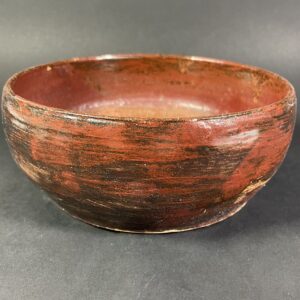 Miska brąz z ciemnymi łatami