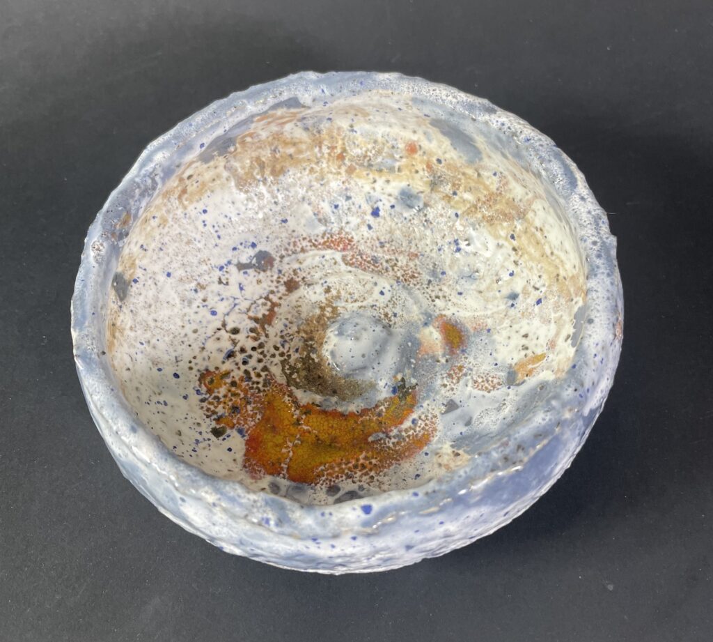 Miska niebiesko-biała nakrapiana Ceramika Gary Misaki